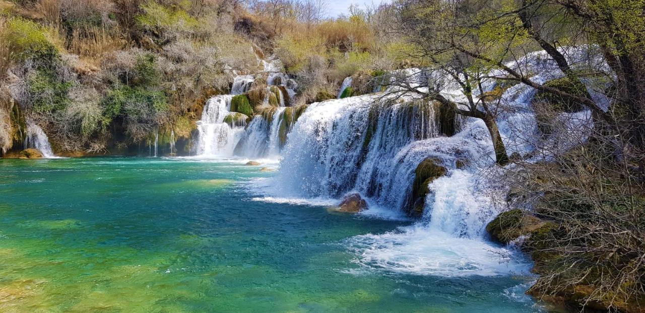 Готель Adriasobe Водице Екстер'єр фото