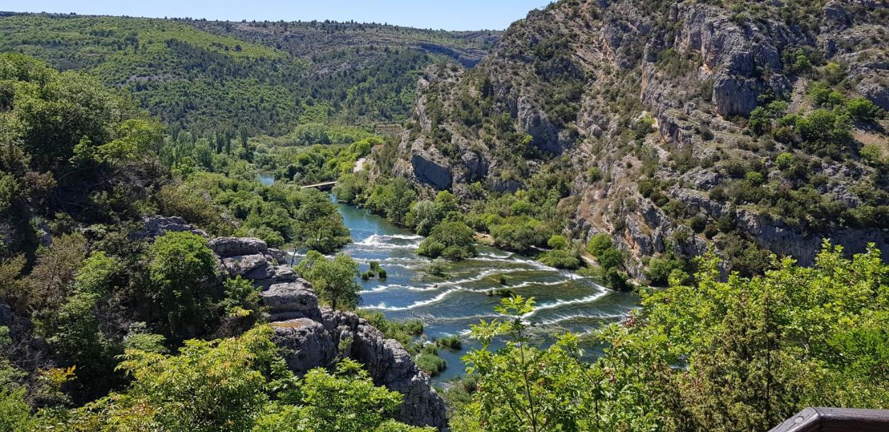 Готель Adriasobe Водице Екстер'єр фото